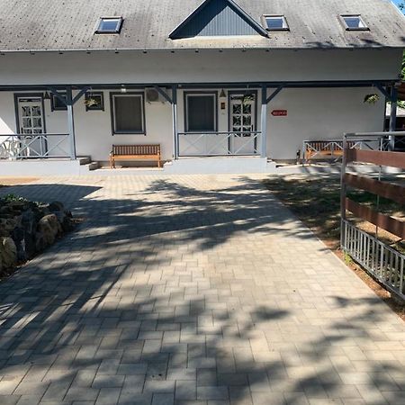Fenyves Family Rooms And Bungalows Hajdúszoboszló Dış mekan fotoğraf