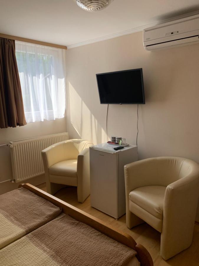 Fenyves Family Rooms And Bungalows Hajdúszoboszló Dış mekan fotoğraf