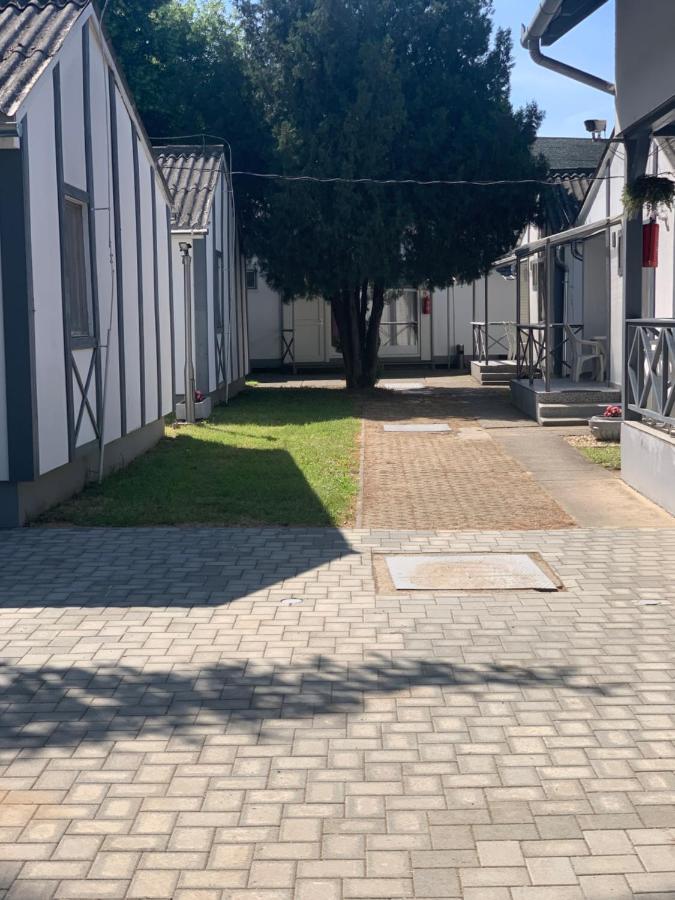 Fenyves Family Rooms And Bungalows Hajdúszoboszló Dış mekan fotoğraf