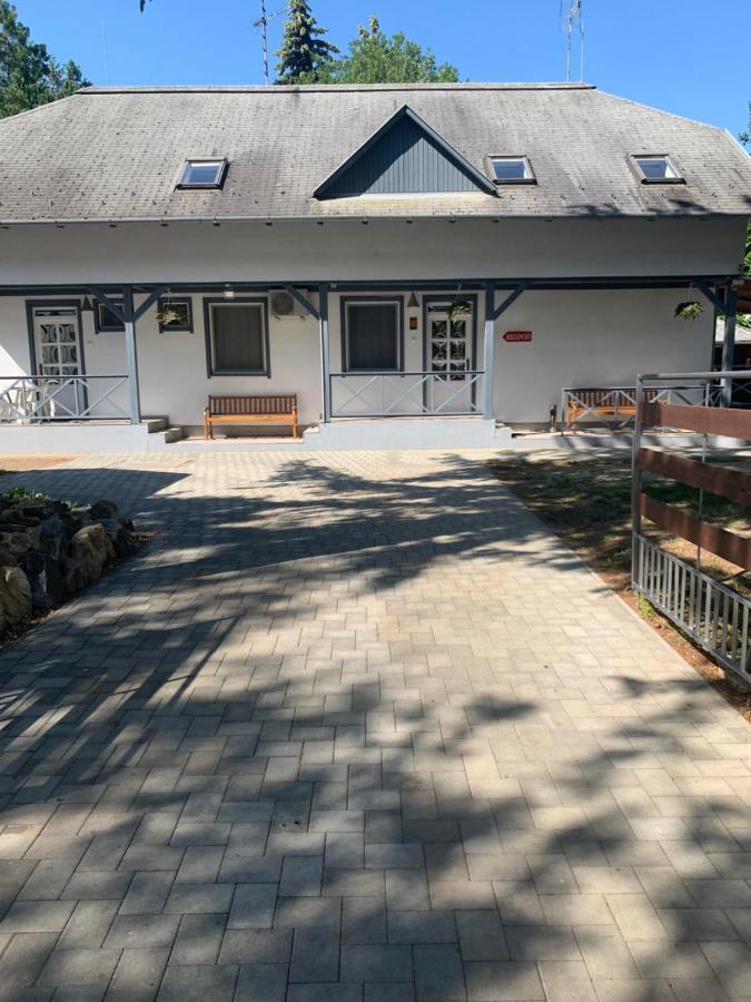 Fenyves Family Rooms And Bungalows Hajdúszoboszló Dış mekan fotoğraf